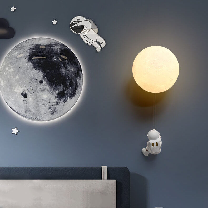 Hedendaagse Creatieve Orb Astronaut Iron Resin 1-Lichts Wandlamp Voor Slaapkamer