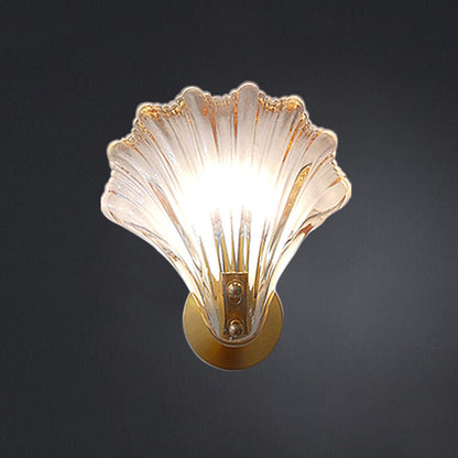 Moderne Art Deco Scalloped Shell Amber Glass Shade Messing Frame 1-Lichts Wandlamp Lamp Voor Slaapkamer