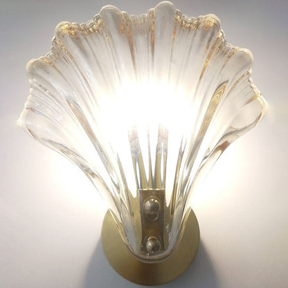 Moderne Art Deco Scalloped Shell Amber Glass Shade Messing Frame 1-Lichts Wandlamp Lamp Voor Slaapkamer