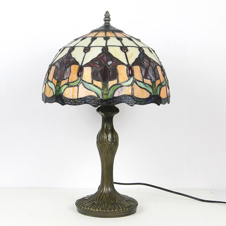 Europese Decoratieve Tiffany Glas-in-lood Tafellamp Met 1 Lichtpunt