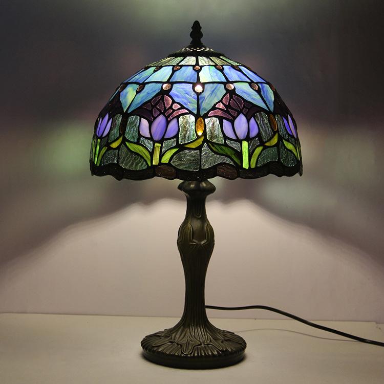 Europese Decoratieve Tiffany Glas-in-lood Tafellamp Met 1 Lichtpunt