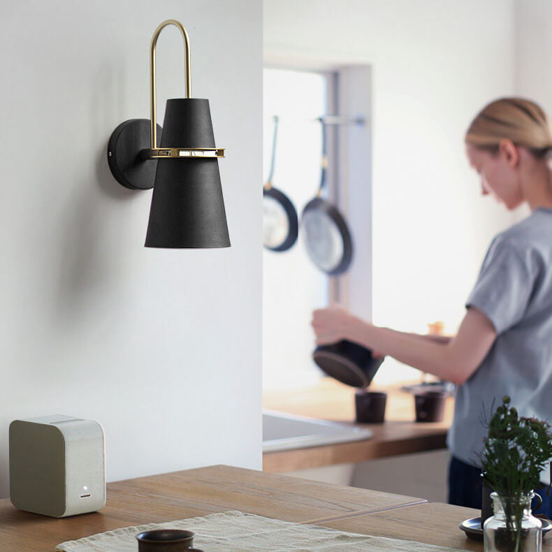 Moderne Scandinavische Hoorn Ijzeren 1-lichts Wandlamp Voor Slaapkamer