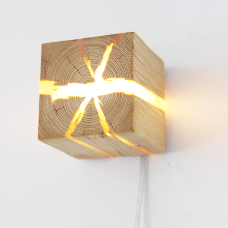 Creatieve Gebarsten Massief Houten Vierkante Wandlamp Met 1 Lamp