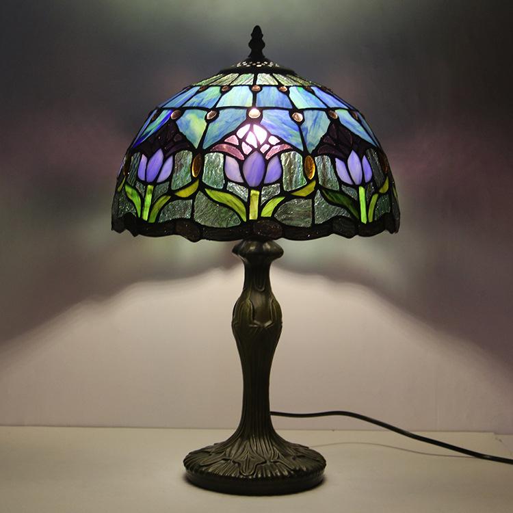 Europese Decoratieve Tiffany Glas-in-lood Tafellamp Met 1 Lichtpunt