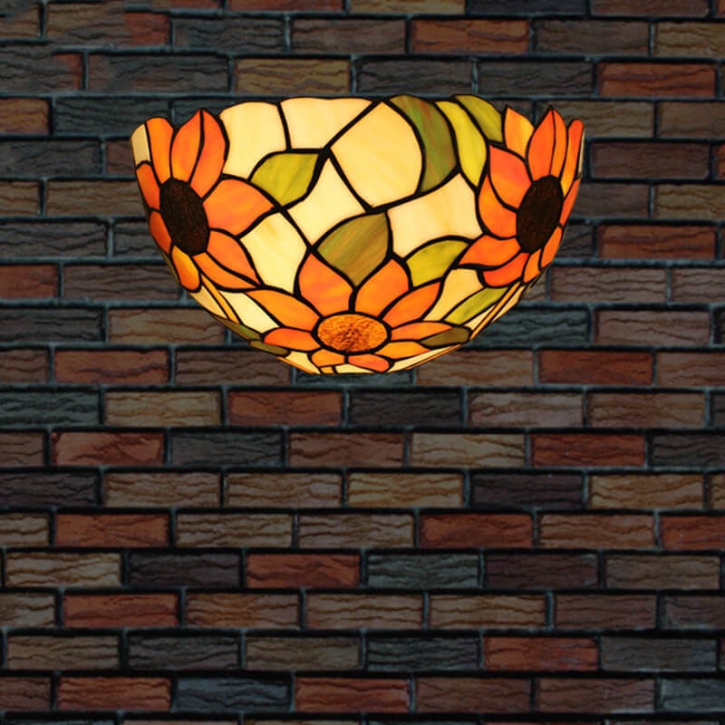 Europese Tiffany Glas-in-lood Komvormige Wandlamp Met 1 Lamp