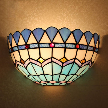 Europese Tiffany Glas-in-lood Komvormige Wandlamp Met 1 Lamp