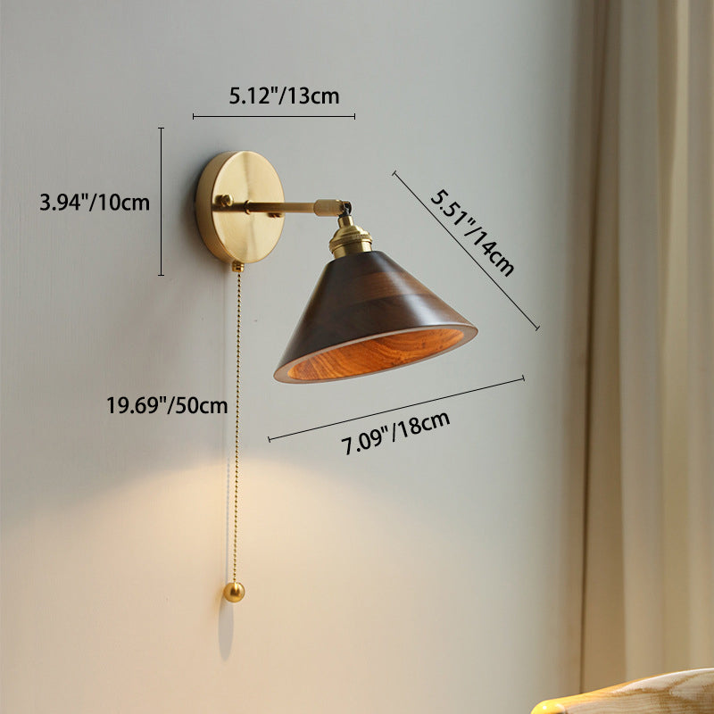 Moderne Scandinavische Ronde Kegelvormige Koperen Houten Wandlamp Met 1 Lichtpunt Voor De Slaapkamer