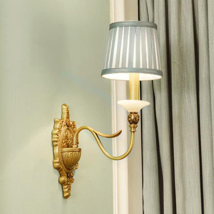 Europese Luxe Stoffen Messing Gesneden 1/2 Licht Wandlamp