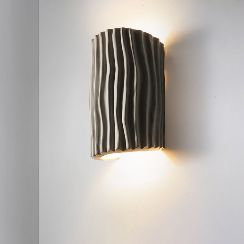 Moderne Scandinavische Golvende Textuur Hars Halve Cirkel 2-lichts Wandlamp Voor Woonkamer