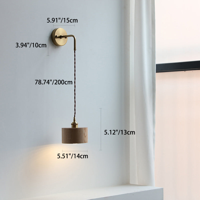 Moderne Scandinavische Ronde Kegelvormige Koperen Houten Wandlamp Met 1 Lichtpunt Voor De Slaapkamer